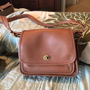 Brown coach leather purse!